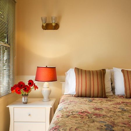 Cheshire Cat Inn & Cottages Santa Barbara Eksteriør bilde